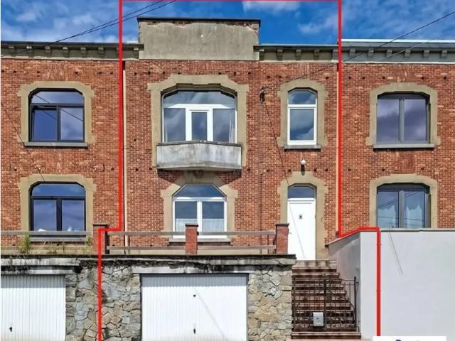à vendre Maison Bouge Rue de l'Institut