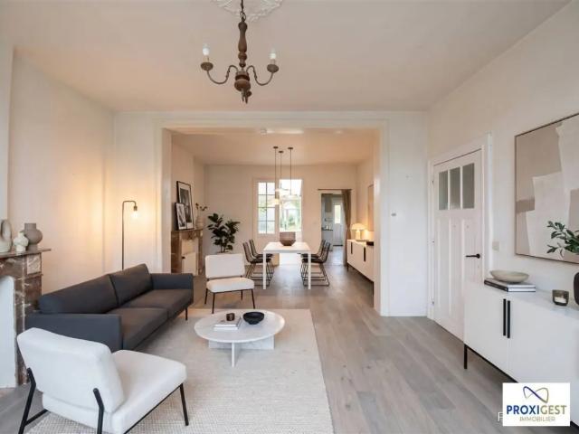 à vendre Maison Bouge Rue de l'Institut