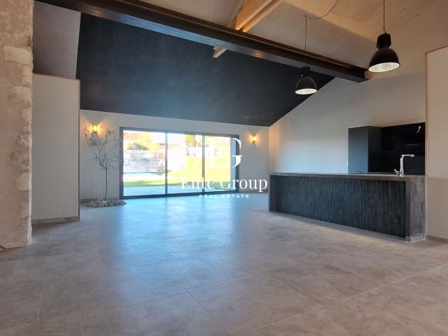 A vendre maison Barbezieux Saint Hilaire 4 pièces 165 m2