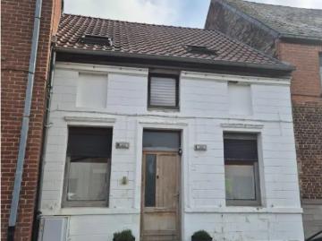 à vendre Maison Basècles Place de la Victoire