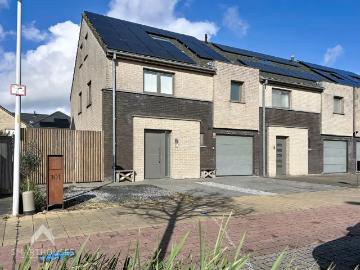 Geschakelde Woning te koop in Moere - Tuin