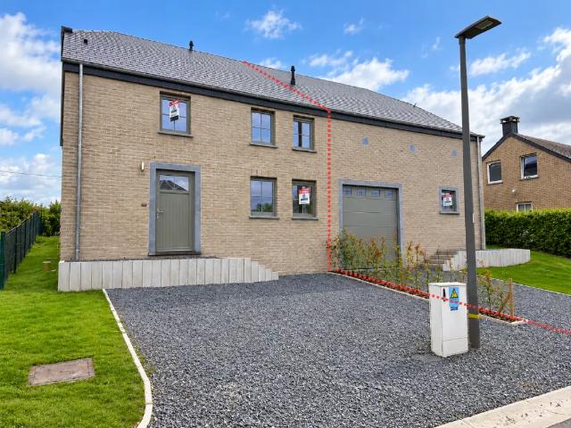 à vendre Maison Gedinne rue des Sapois
