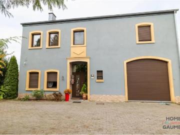 6767, Rouvroy, Arrondissement de Virton, Wallonie