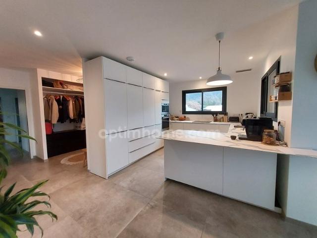 A Vendre – Maison d’architecte contemporaine 135 m² 4 cham. 134m² Le Brusquet