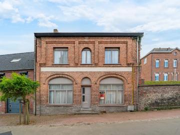 à vendre Maison Dour Rue de l'Eglise