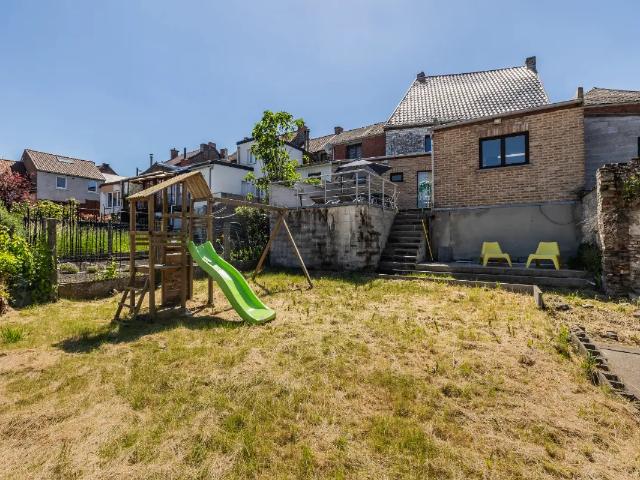 à vendre Maison Dour rue du marché