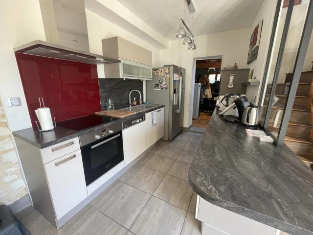 À vendre – Maison de charme rénovée à Loudun, proche centre vill