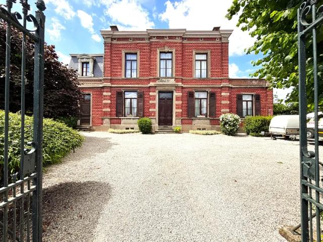 à vendre Maison de maître Angre