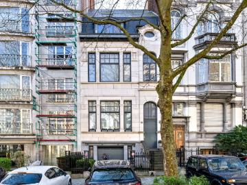 1050, Bruxelles-Capitale - Jardin, Parking