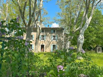 A vendre Maison de Maître Luberon Vue Charme et auth. 400m² Saint Ouen
