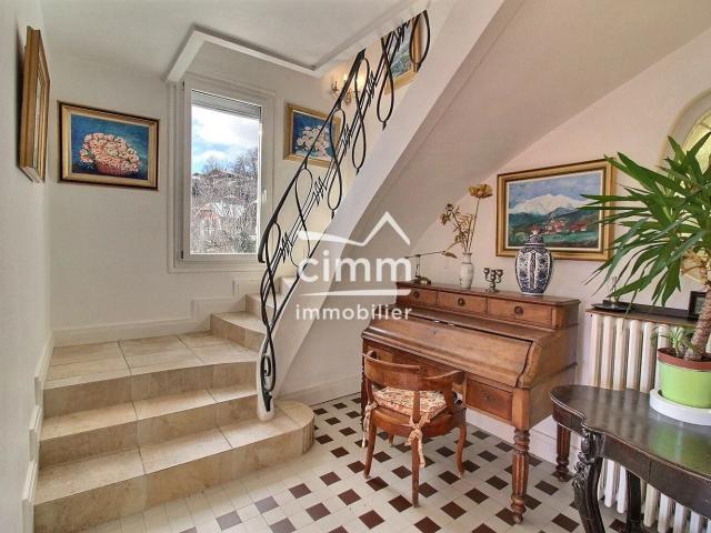 A VENDRE MAISON DE MAITRE PASSY 74190