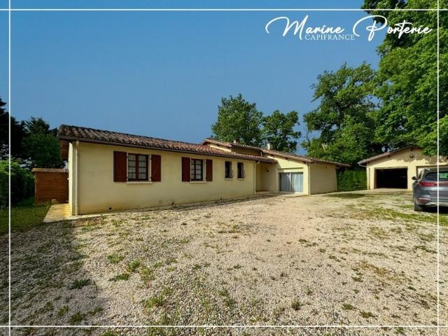 ? À vendre – Maison de plain pied 160 m² avec piscine, garage et grand terrain – Castéra Verduzan