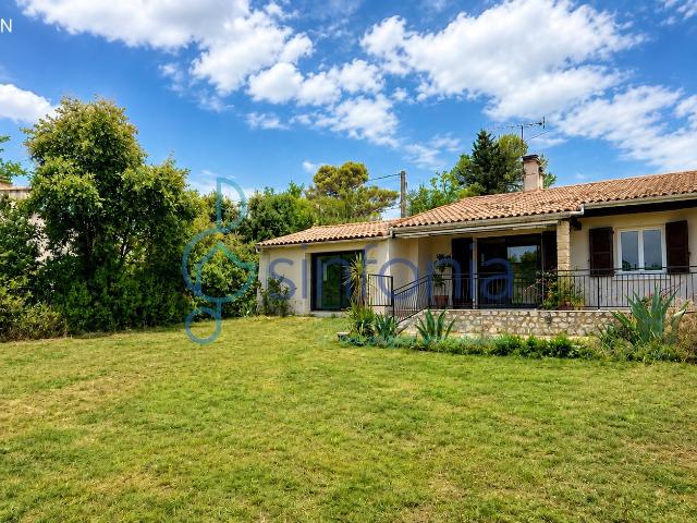 SOUS OFFRE Maison de plain pied rénovée avec jardin à Garrigues Sainte Eulalie