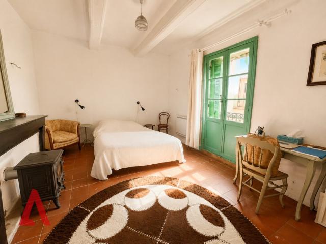 À Vendre Maison de Village à Roquessels avec 743m2 de terrai. 136m² Roquessels