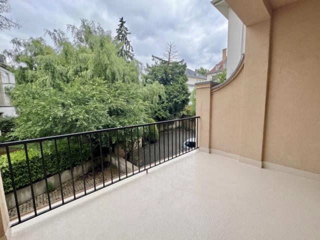 À VENDRE ! Maison d'environ 257m2 sur 4 étages