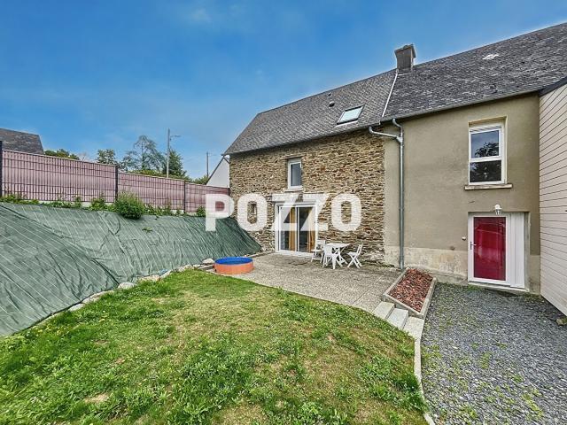 A VENDRE MAISON DIVISEE EN 2 LOGEMENTS A SAINT LO 50