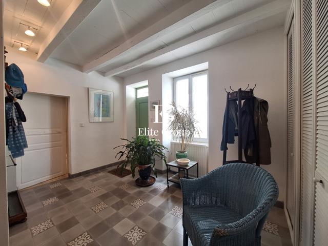 A vendre maison en pierre Champniers 7 pièces 294 m2