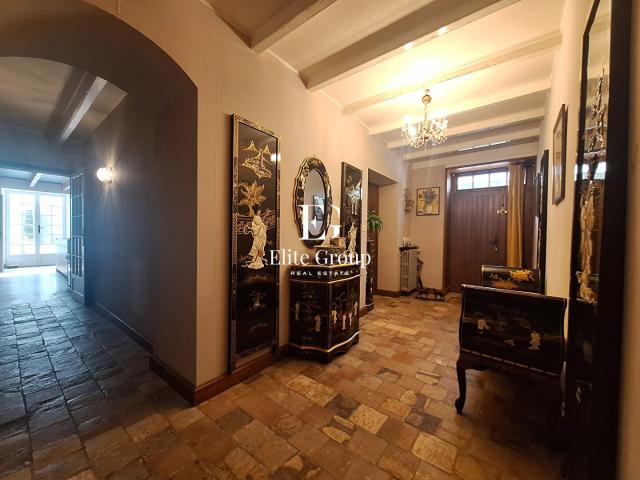 A VENDRE MAISON EN PIERRE SUR SEGONZAC 4 CHAMBRES 224 M2