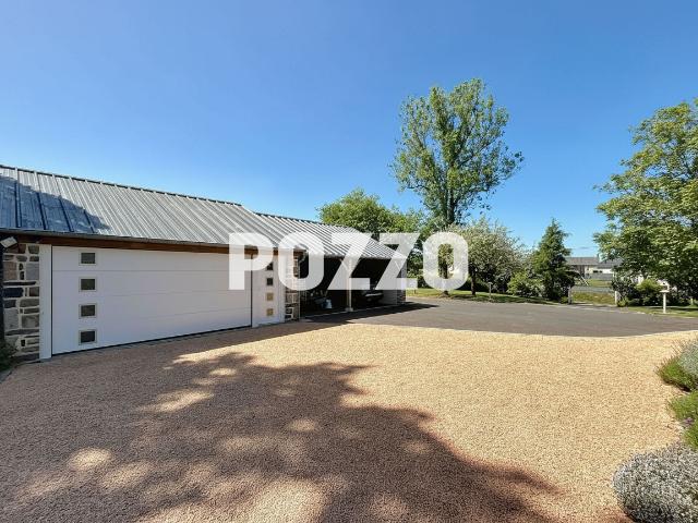 A VENDRE MAISON EN PIERRES DE 7 PIECES PRINCIPALES à ETOUVY 14350