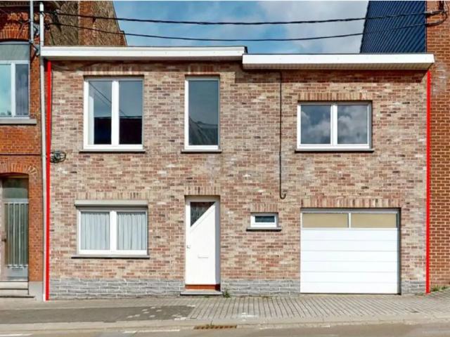 à vendre Maison Fontaine l'Évêque de la station