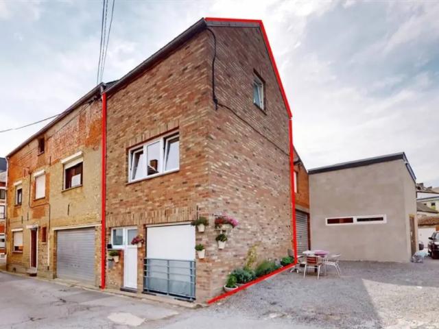 à vendre Maison Fosses la Ville Rue d'Une Personne