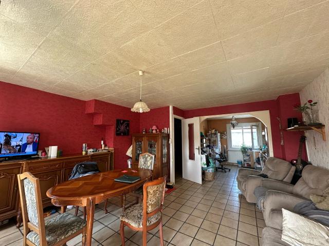 À VENDRE Maison familiale à Lourches