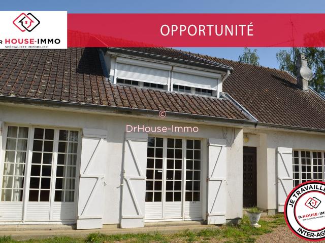 À VENDRE Maison familiale à rénover, habitable de suite ! où tout est accessible à pied transports, commerces