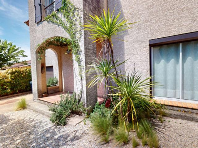 A VENDRE Maison familiale type 7 155m² Nîmes