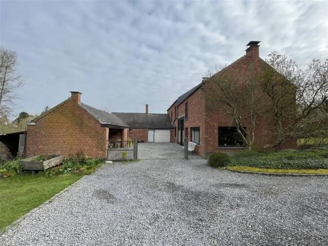à vendre Maison Franière Rue de Trémouroux