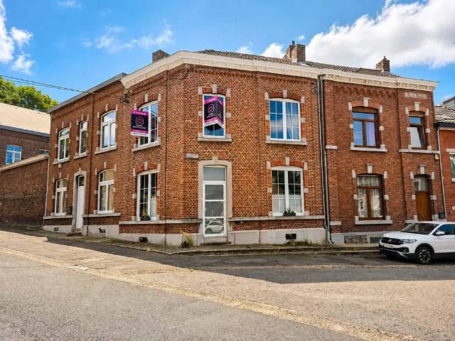 à vendre Maison Hollogne aux Pierres Place de l'église
