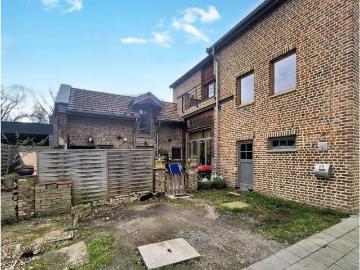 1357, Brabant wallon, Wallonie - Parkeerplaats
