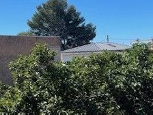 À VENDRE Maison individuelle à toit plat, située à proximité 101m² La Ciotat