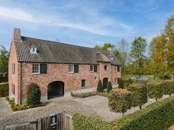 Geschakelde Woning te koop in Pulle - Tuin