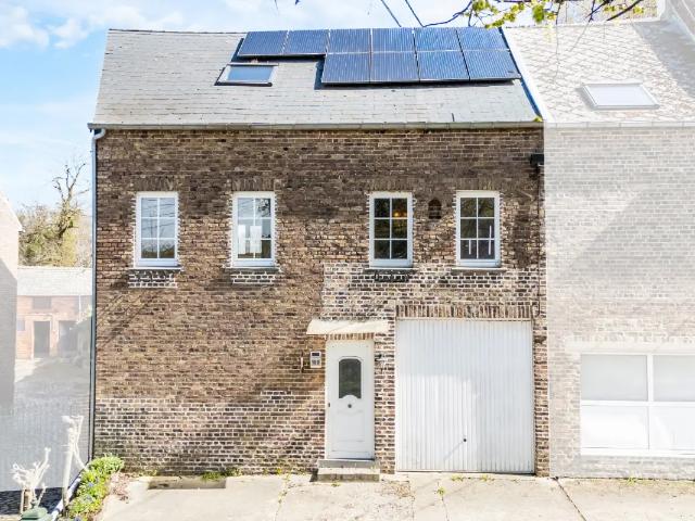 à vendre Maison Jandrain Jandrenouille Rue de Genville