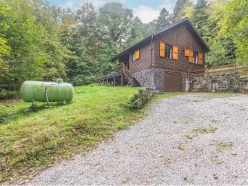 5670, Arrondissement de Philippeville, Wallonie