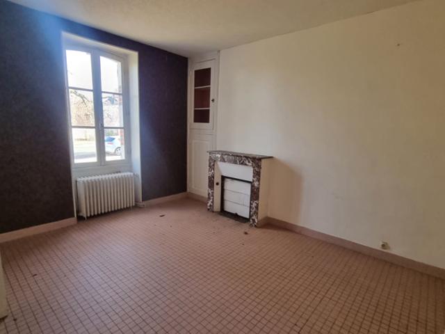 A vendre maison + local commercial + terrain constructible