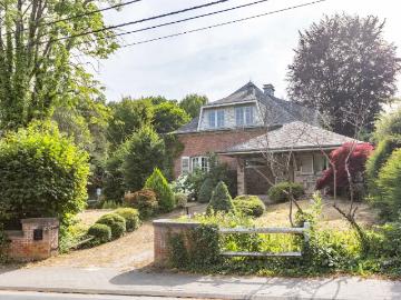 1310, Brabant wallon, Wallonie - Tuin, Parkeerplaats