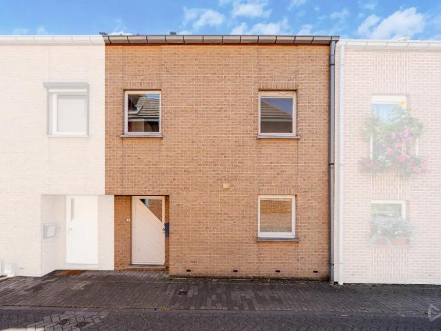 à vendre Maison Leuze en Hainaut Rue de Carencro