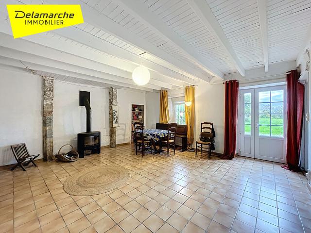 A VENDRE maison Montpinchon 8 pièces