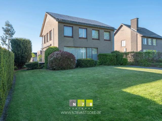 à vendre Maison Maaseik Maastrichtersteenweg