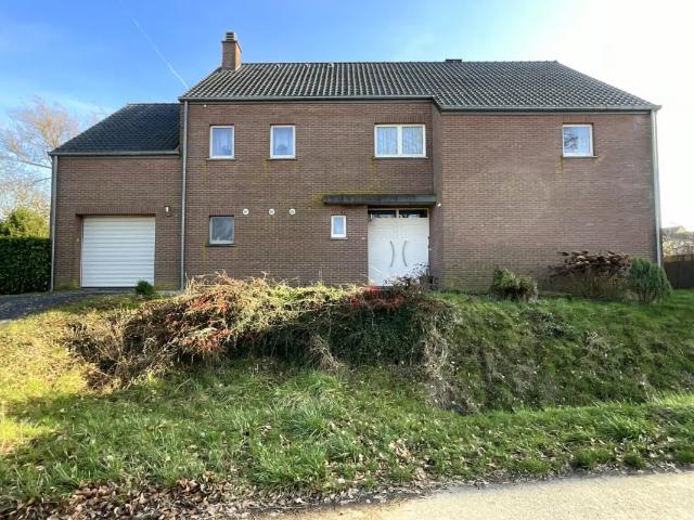 à vendre Maison Maffe Route de Méan