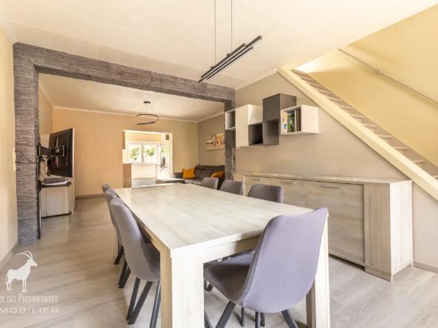 à vendre Maison Manage