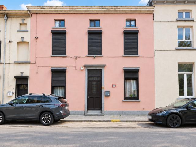 à vendre Maison Marchienne au Pont Rue du Lieutenant Général Gillain