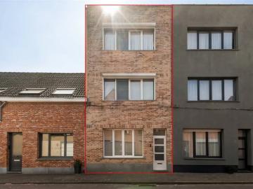 Geschakelde Woning te koop in Luchtbal - Tuin