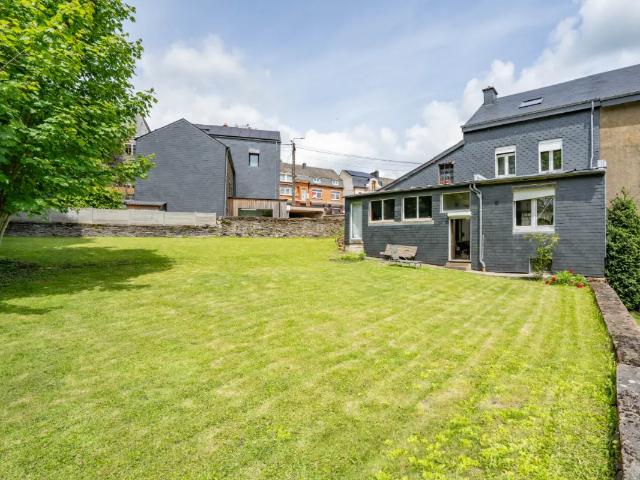 à vendre Maison Neufchâteau Place de la Foire