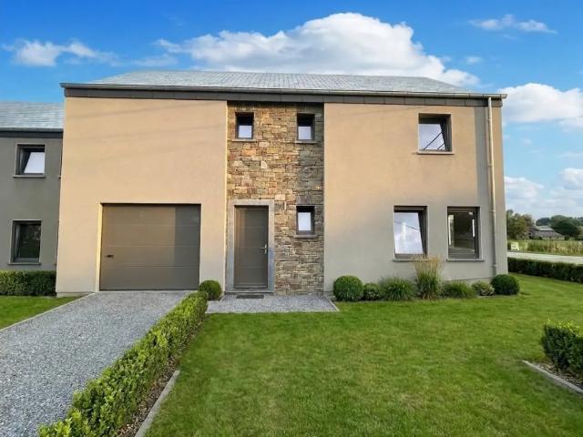 à vendre Maison Samrée Samrée