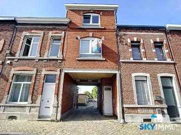 Geschakelde Woning te koop in Seraing - Kelder