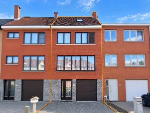à vendre Maison Sint Pieters Leeuw Gaston Deruyverstraat