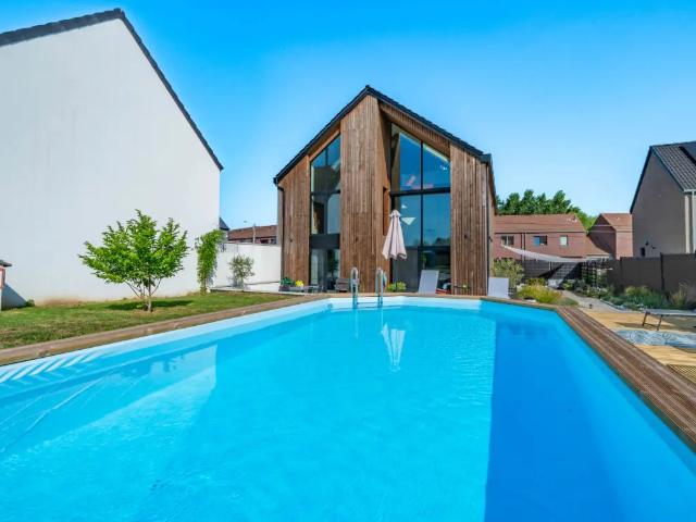 à vendre Maison Sirault Rue emile lété