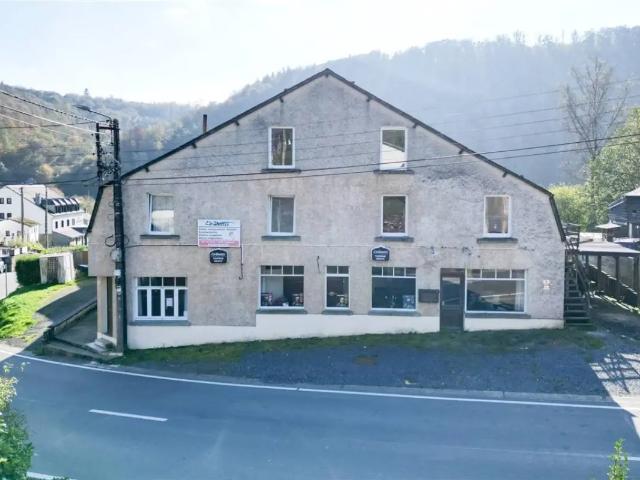à vendre Maison Poupehan du Mont